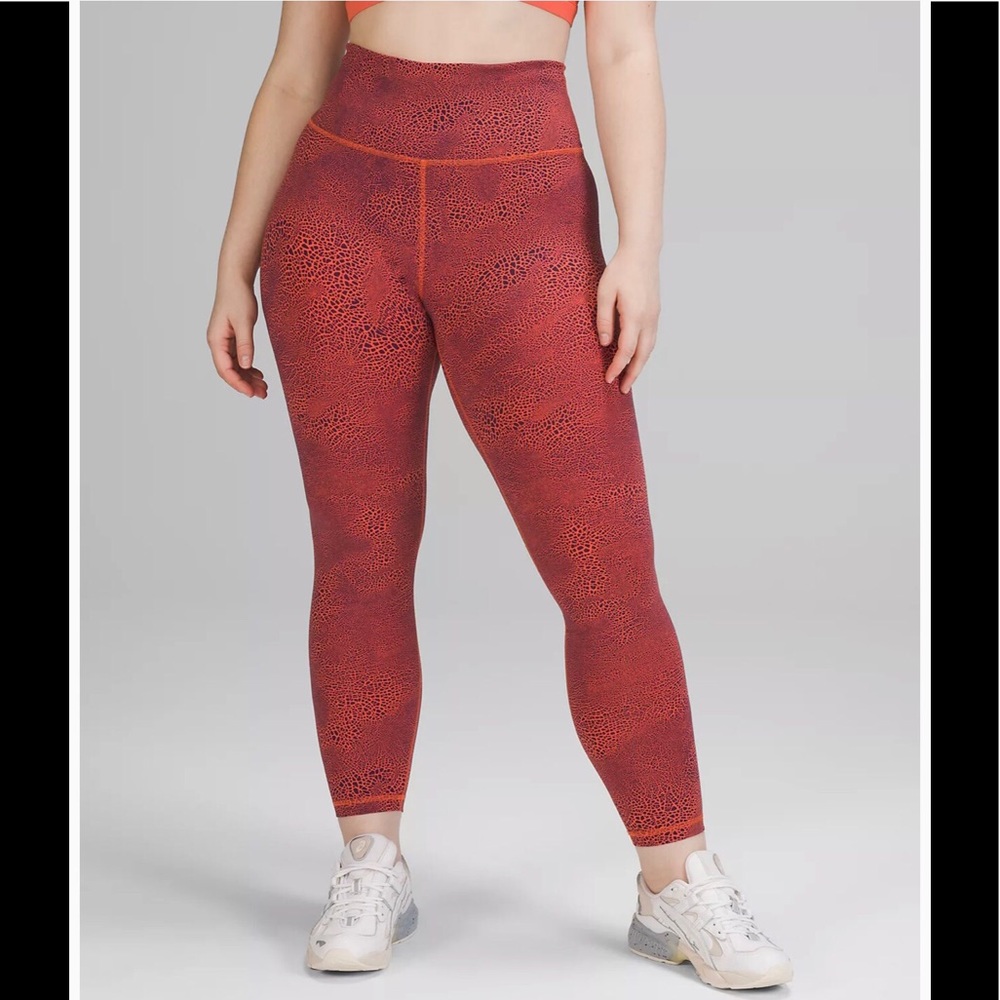 Lululemon Wunder Train HR Tight 25”
